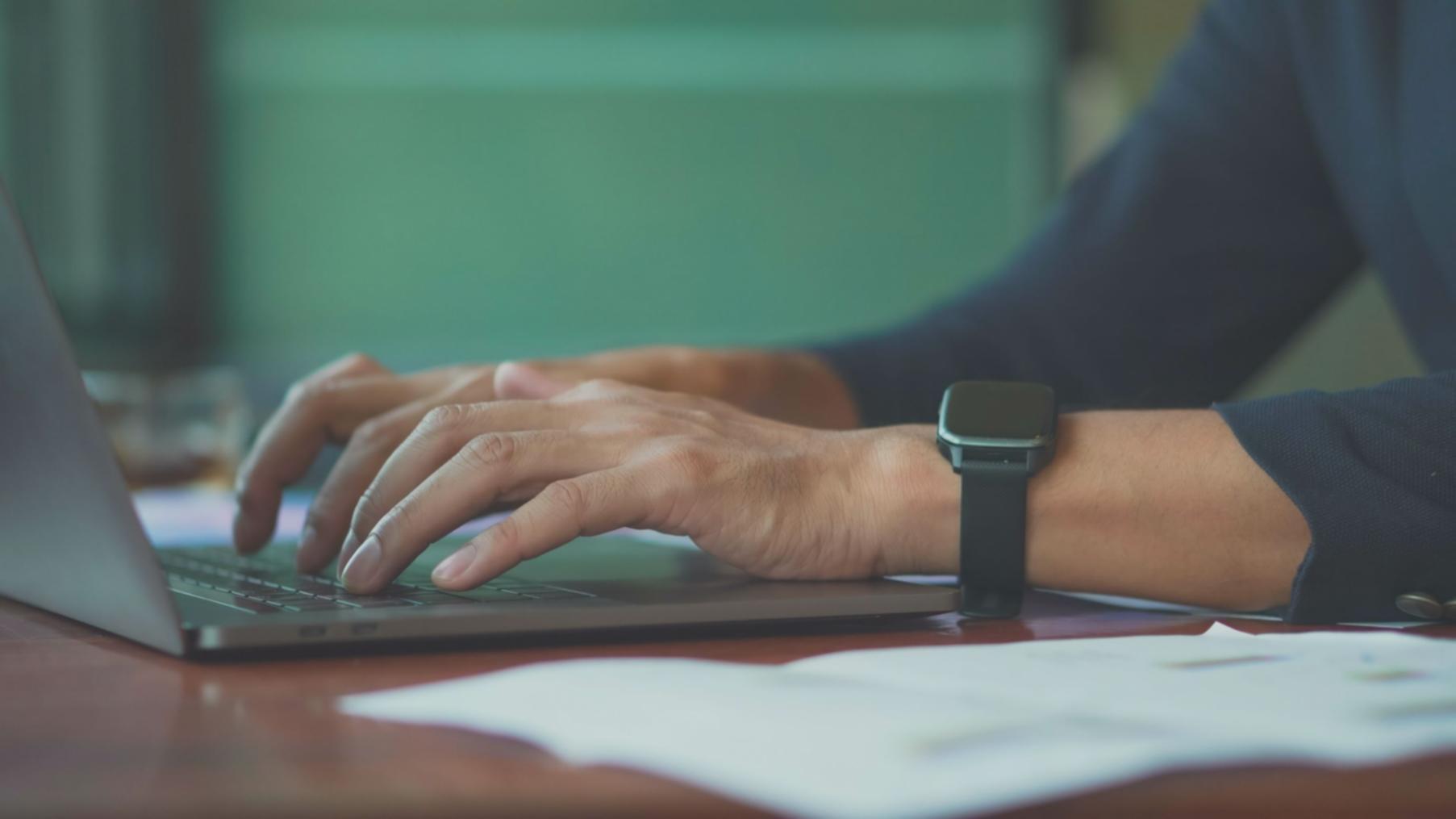 Sesión de planificación financiera con cliente